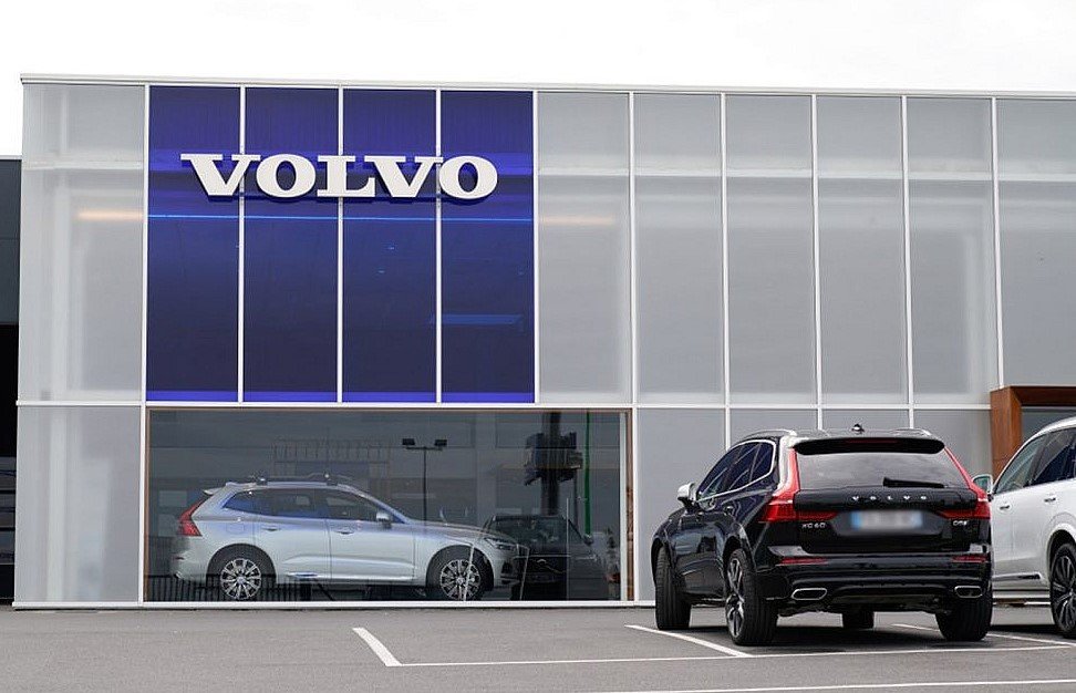 Volvo Marketing Mix