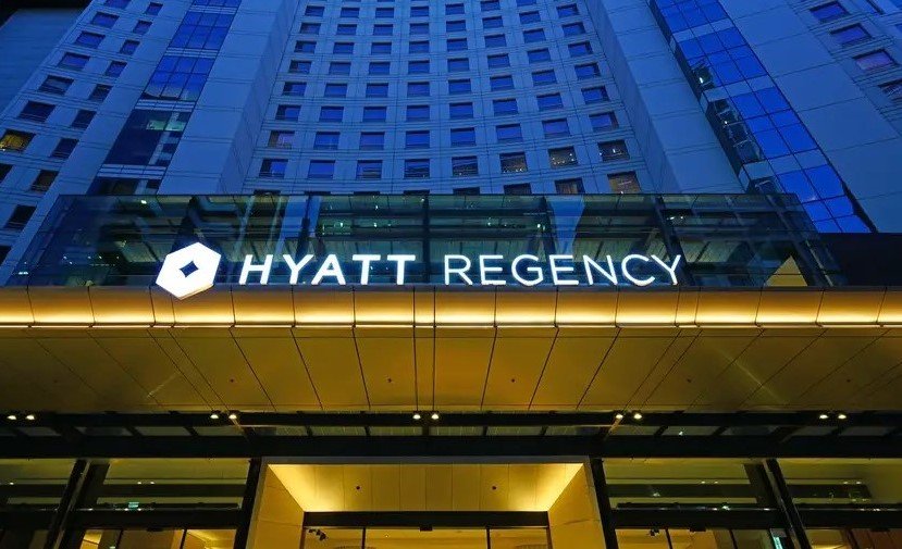 Hyatt Hotel Marketing Mix